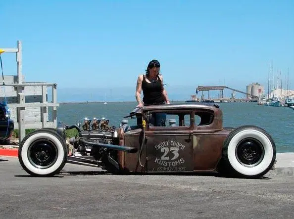 یک نمونه از خودروهای Rat Rod با تغییرات اساسی در بدنه و طراحی