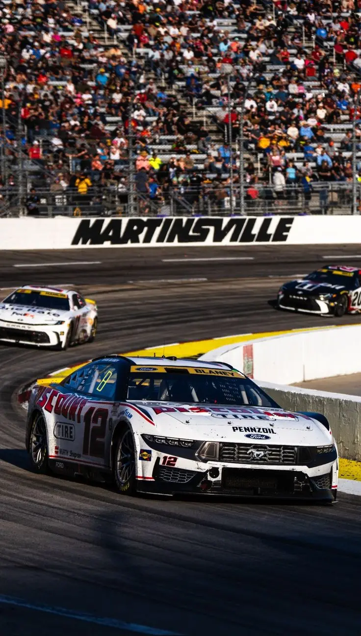 سیستمهای الکترونیکی پیشرفته در خودروهای مسابقات NASCAR