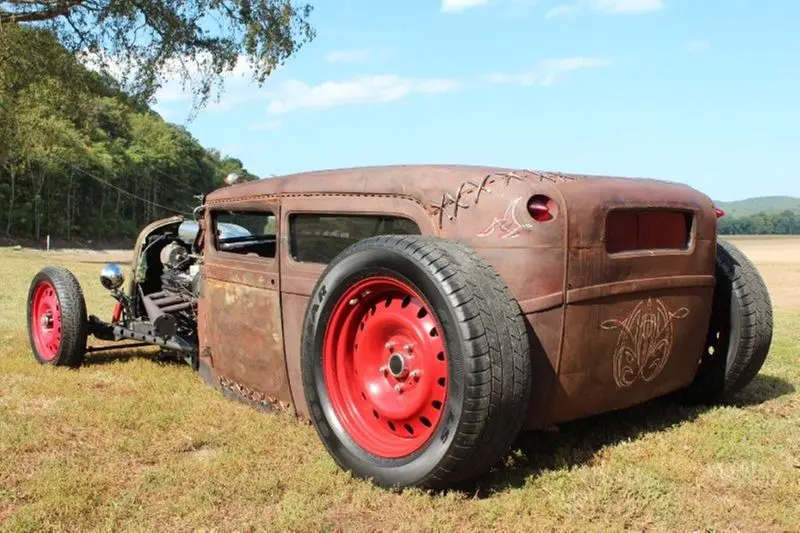 یک نمونه مدرن از Rat Rod با طراحی خلاقانه و استفاده از قطعات غیرمعمول