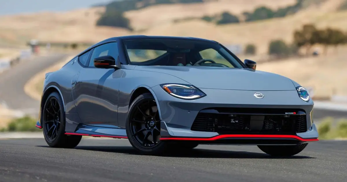نیسان GT-R NISMO با طراحی ویژه و سیستمهای عملکردی پیشرفته