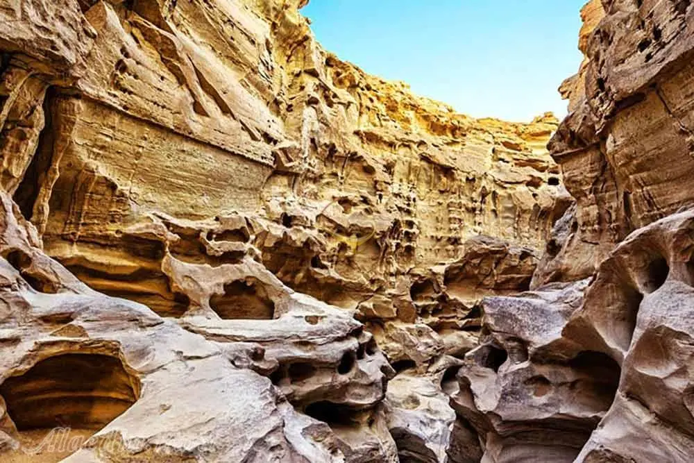 منظره زیبا و آرام سواحل چاهکوه قشم