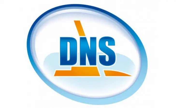 نمودار مقایسهای از سرعت و امنیت در DNS معمولی و DNS over HTTPS با تأکید بر مزایای استفاده از روش جدید