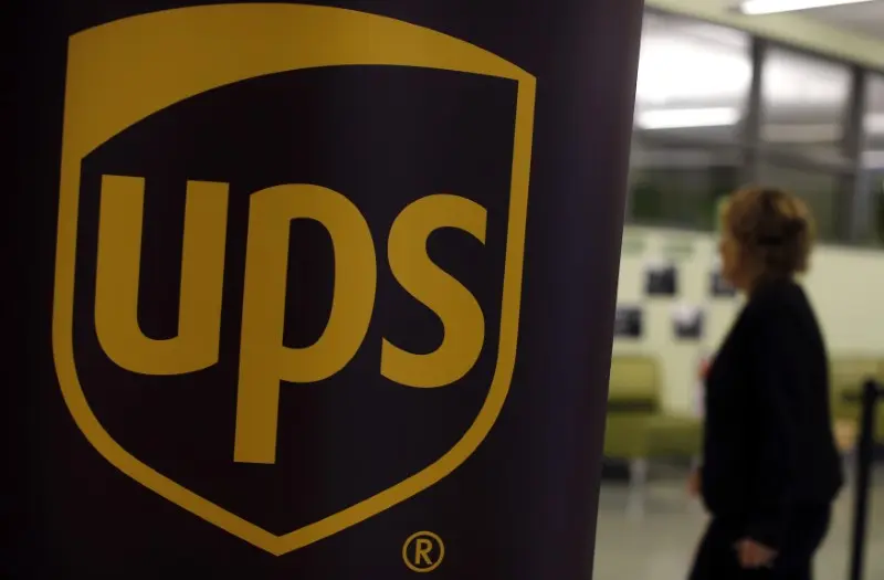 سیستمهای کنترل و باتریهای UPS در ساختمانهای مدرن