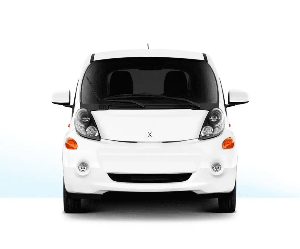 خودرو برقی میتسوبیشی i-MiEV با طراحی ساده و خطوط مدرن
