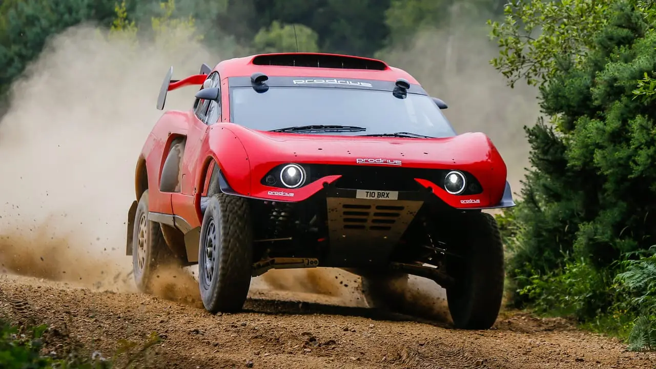 Prodrive Hunter در حال تست رالی با کنترل دقیق و پاسخگویی سریع به فرمان