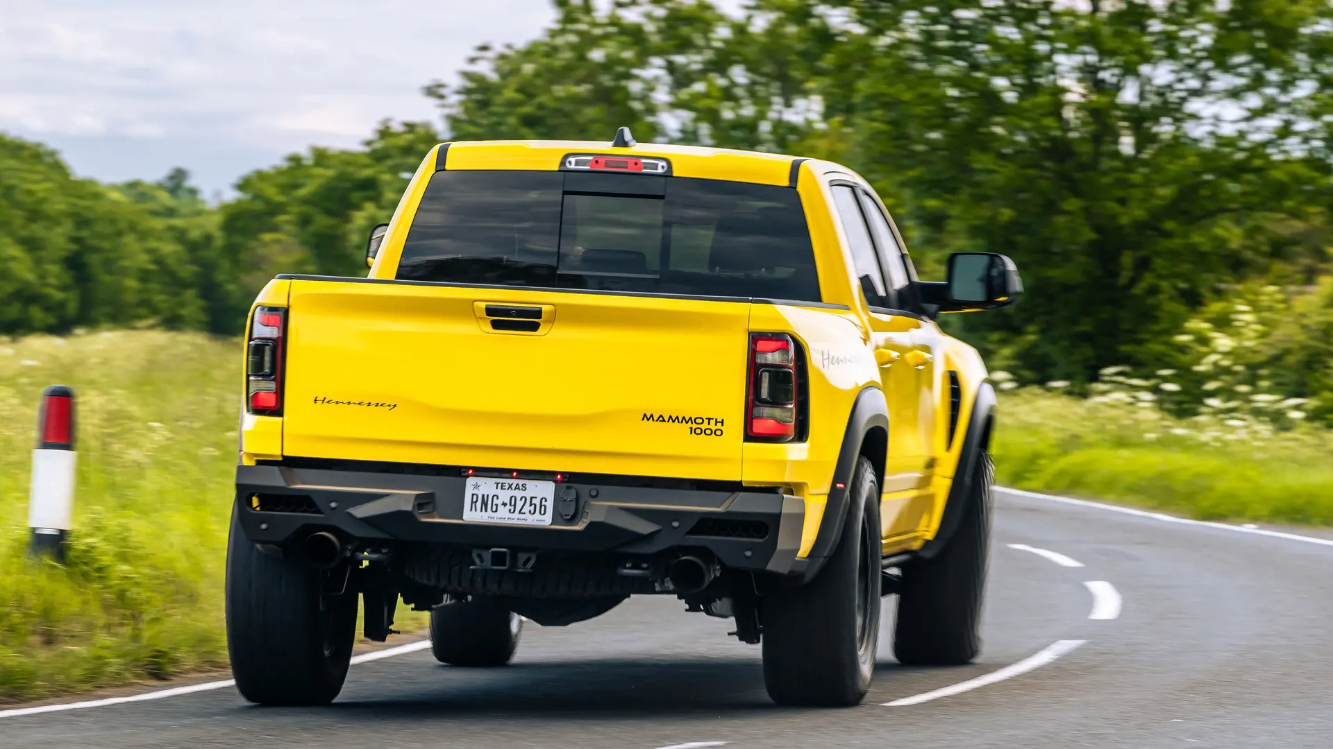 بررسی Hennessey Mammoth 1000؛ مشخصات پیکاپ قدرتمند