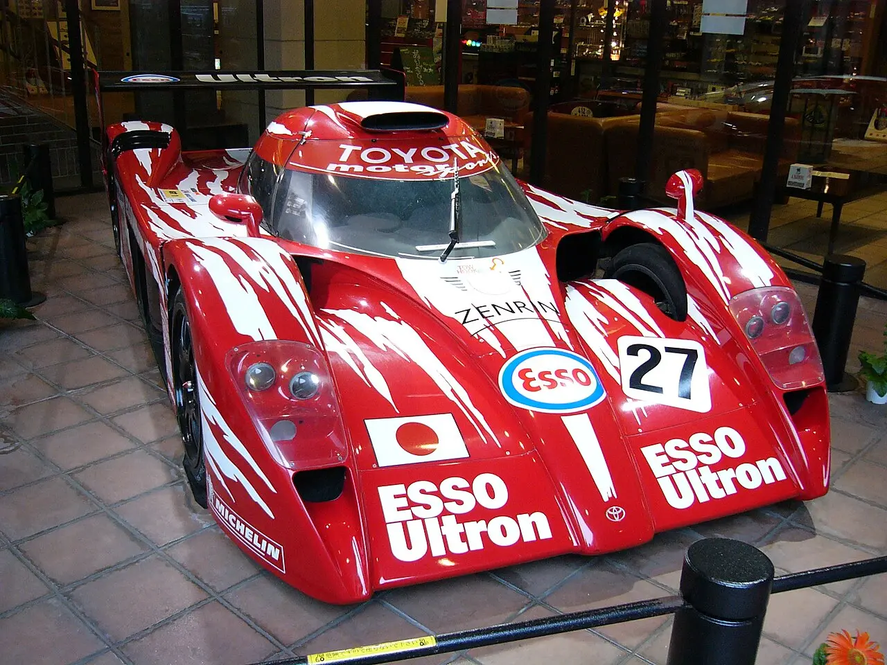 Toyota GT-One در حال مسابقه با طراحی هوشمندانه و سیستمهای پیشرفته