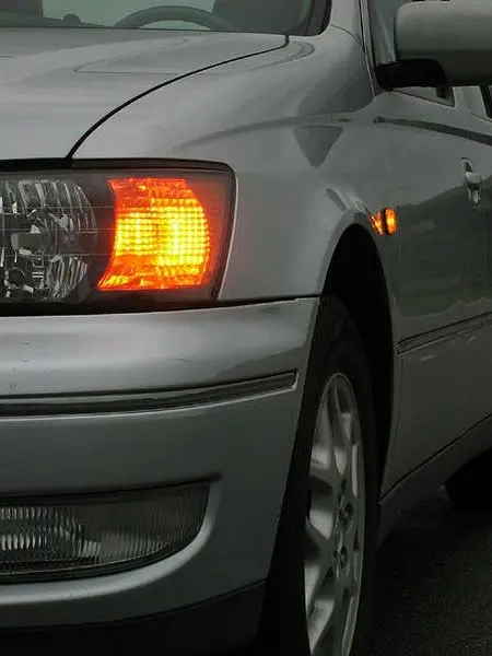 آینه جانبی — Side Mirror