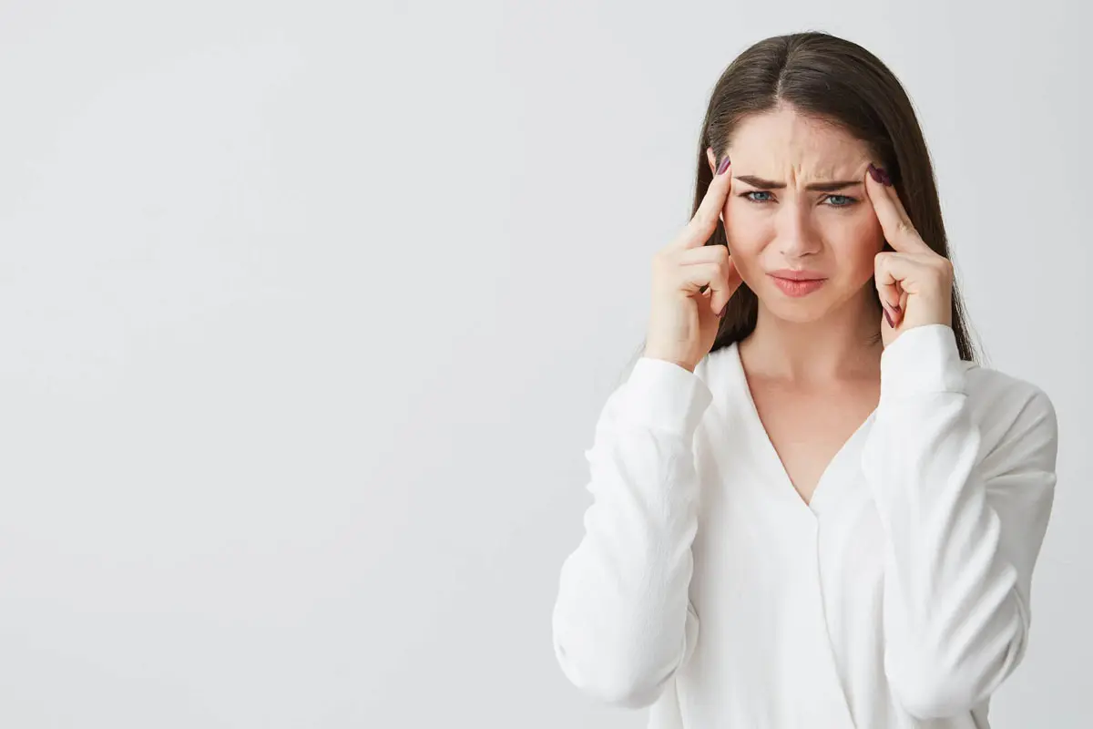 انواع مختلف میگرن و علائم همراه با آن