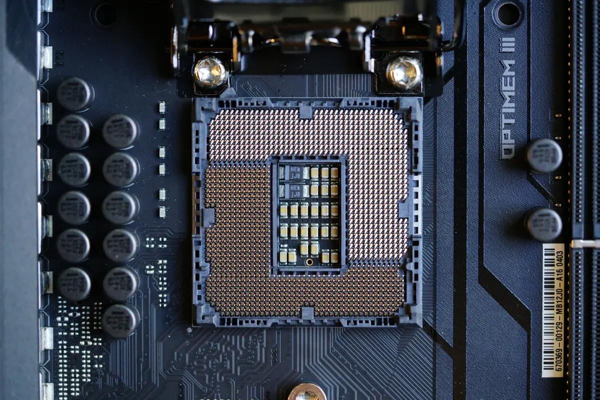 پردازنده اینتل i9-10900K با سوکت LGA 1151