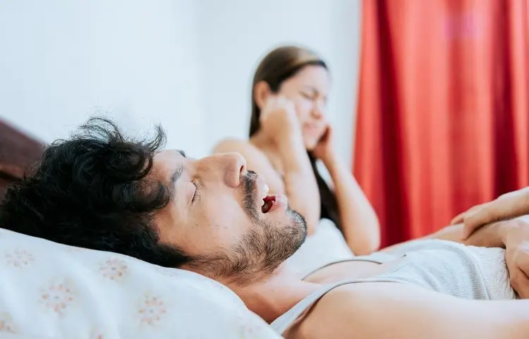 دستگاه CPAP برای درمان آپنه خواب