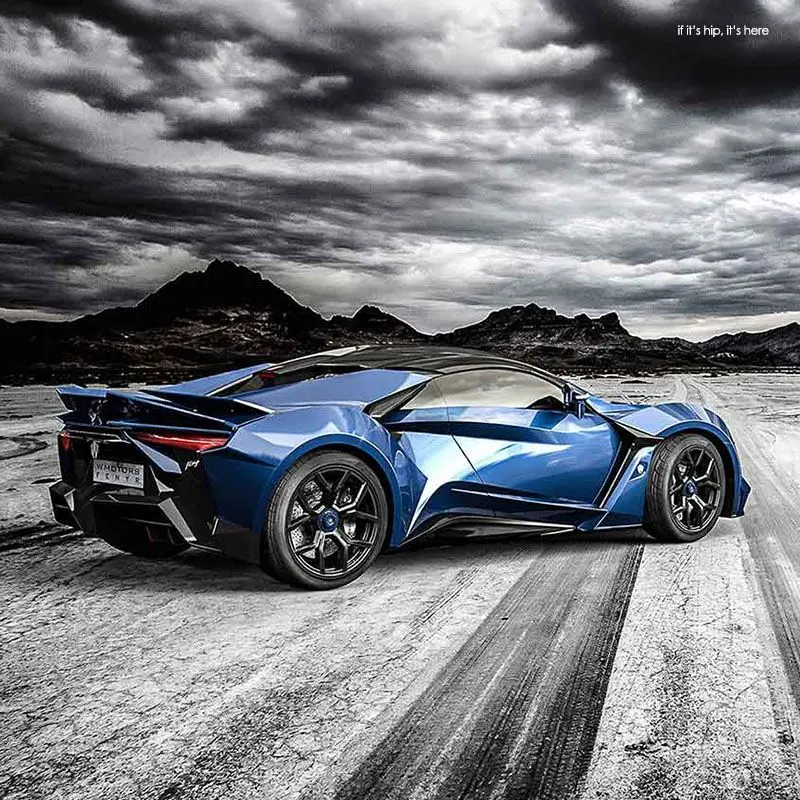 تفکیک موتور و سیستم انتقال قدرت ابرخودرو W Motors Fenyr SuperSport