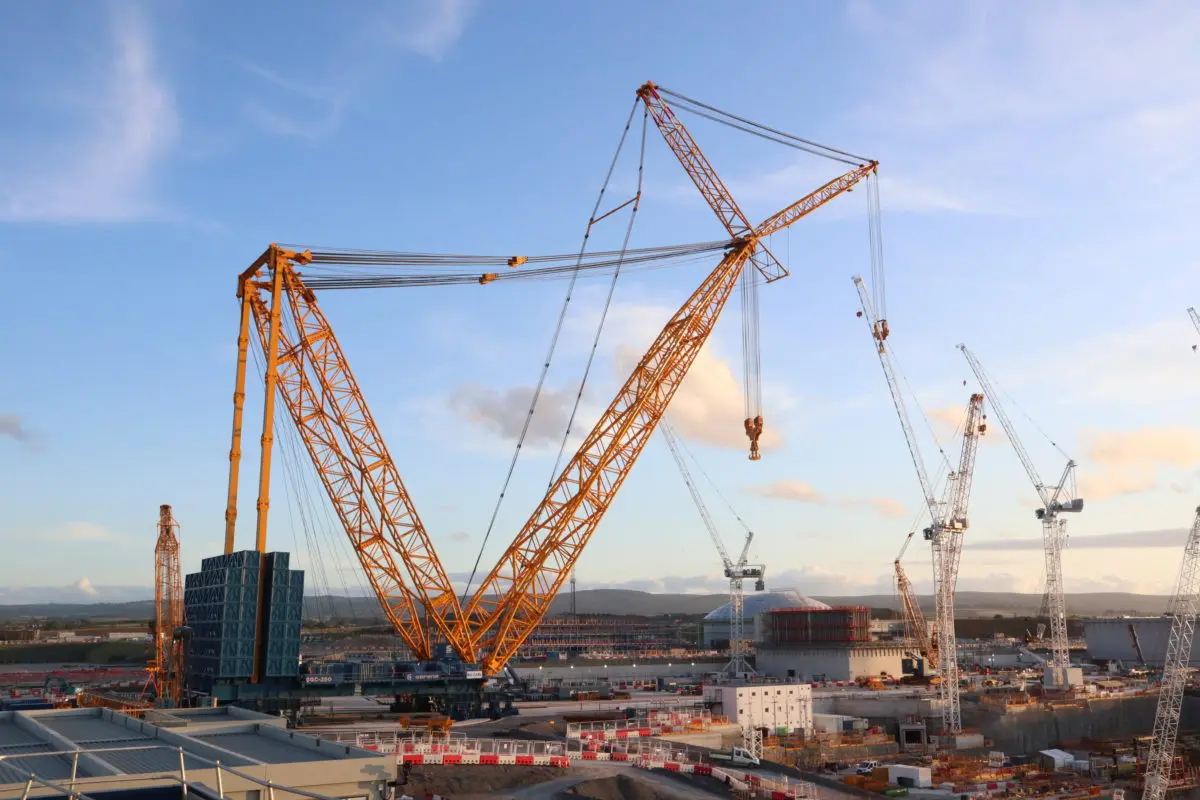 کاهش ارتفاع برج تاورکرین با استفاده از سیستم بالابردن