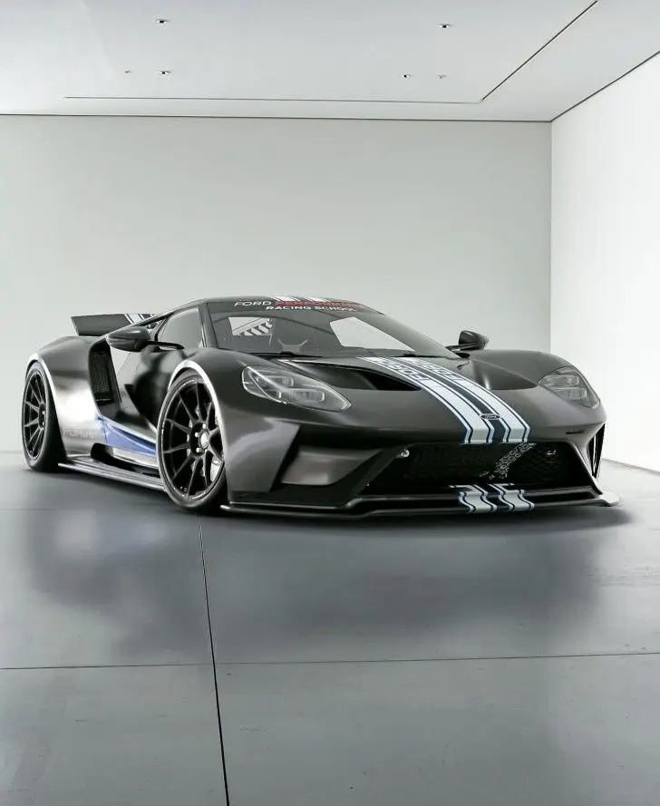 مقایسه سیستم تعلیق و ترمز در خودروهای کلاس GT3 و GT4