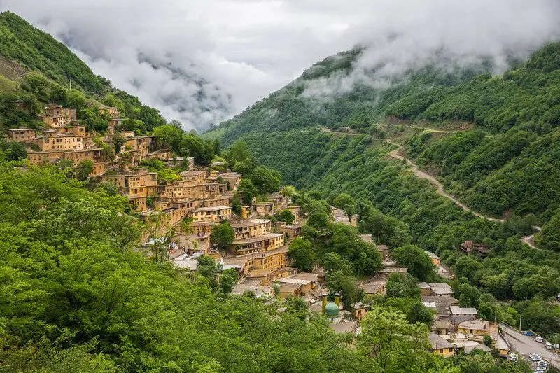 سواحل زیبا و آرام دریای خزر در گیلان
