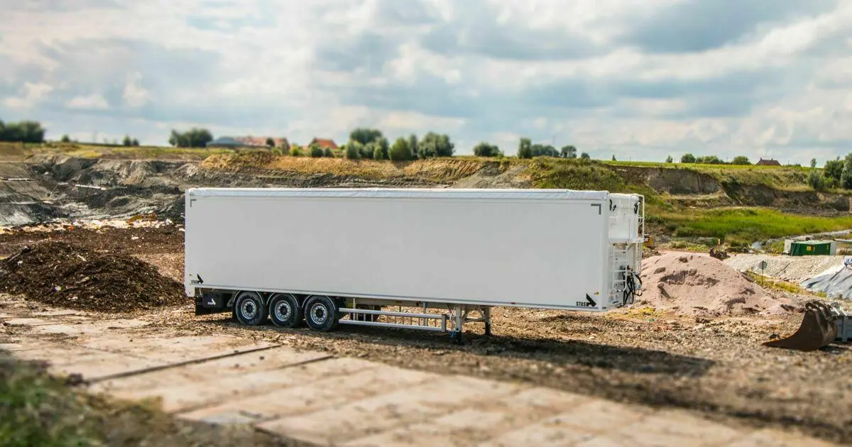 کف تریلر — Trailer Floor