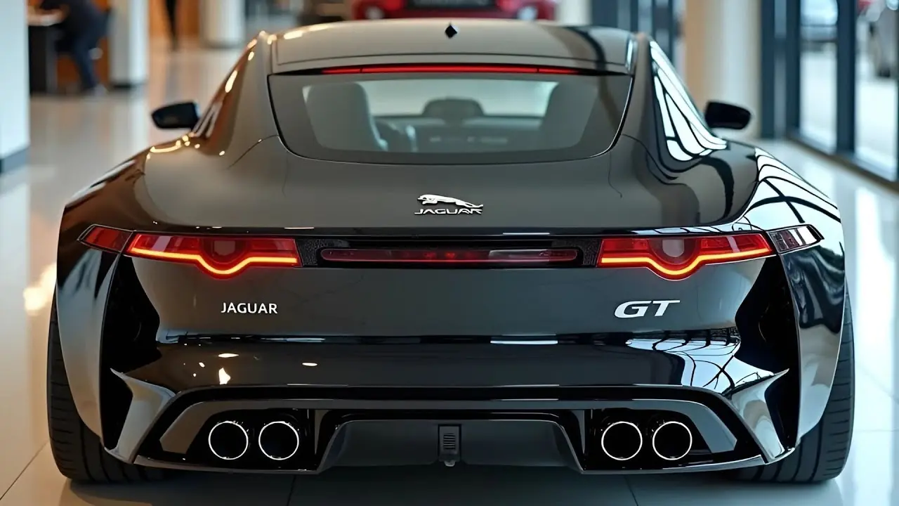 جگوار E-Type با طراحی کلاسیک و منحصر به فرد