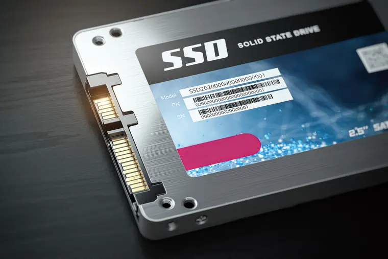 مقایسه عملکرد NVMe Enterprise با SSDهای معمولی در محیط‌های سازمانی