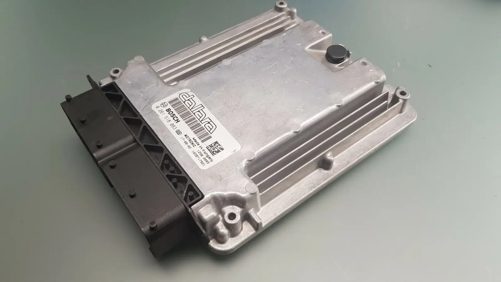 حسگرهای مختلف متصل به واحد کنترل موتور (ECU) در خودرو