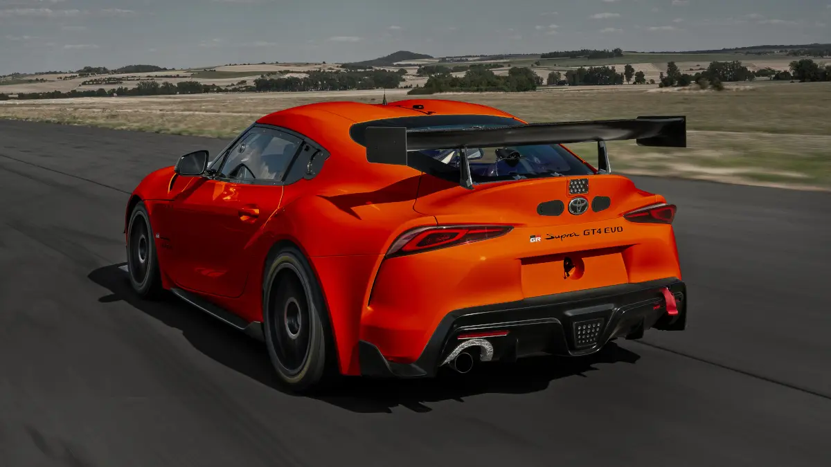 موتور دو توربو 3.0 لیتری تویوتا GR Supra GT4 با سیستم خنک‌کننده مخصوص مسابقات