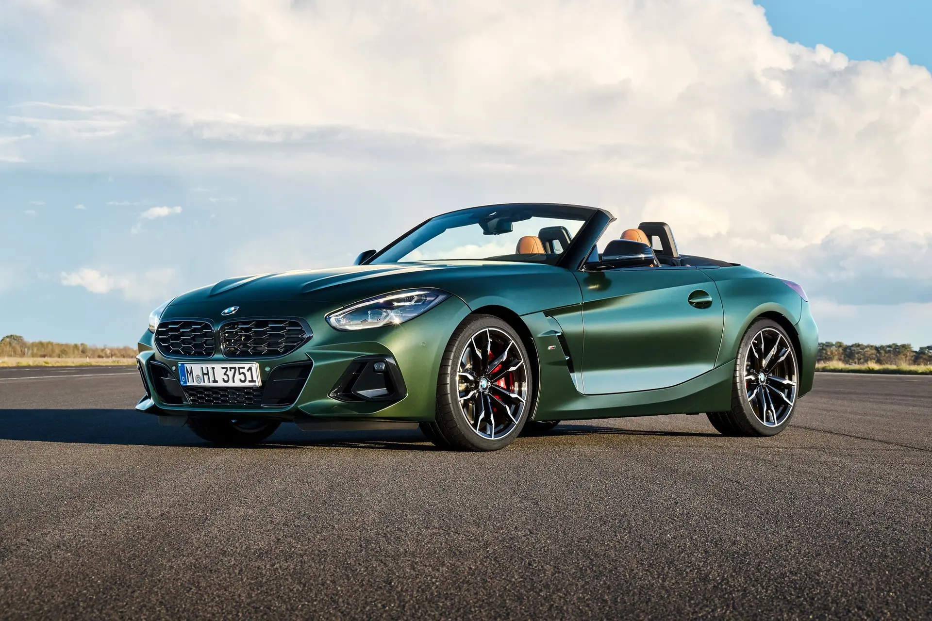 بررسی ب‌ام‌و Z4 M40i؛ مشخصات فنی و عملکرد