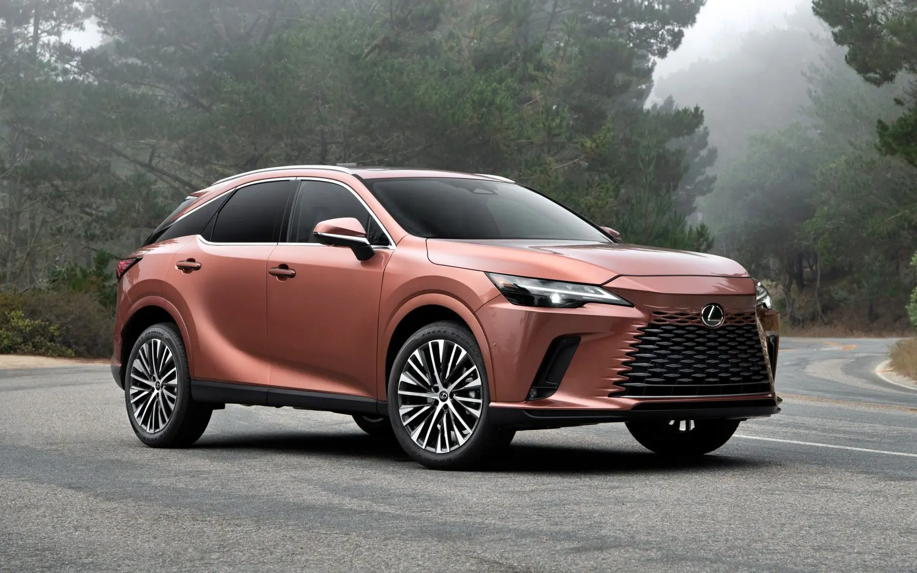 بررسی Lexus RX؛ مشخصات فنی و تجربه رانندگی