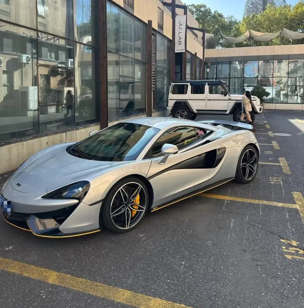 بررسی McLaren 570S؛ مشخصات فنی و عملکرد