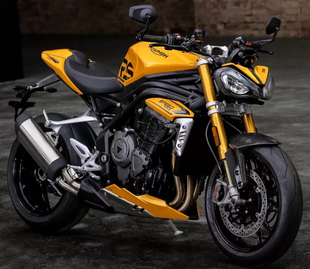 بررسی Triumph Speed Triple 1200 (تریومف اسپید تریپل ۱۲۰۰)؛ مشخصات فنی