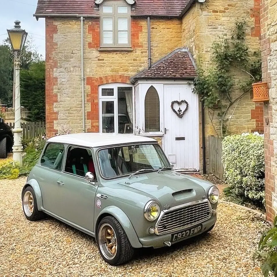 بررسی مینی کلاسیک (Classic Mini)؛ تاریخچه و مشخصات فنی
