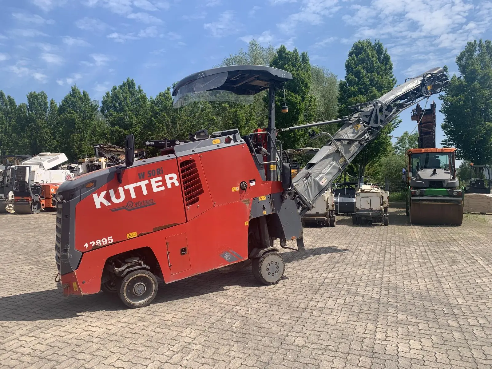 بررسی ویرتگن W 50 Ri (Wirtgen W 50 Ri)؛ مشخصات فنی و کاربردها