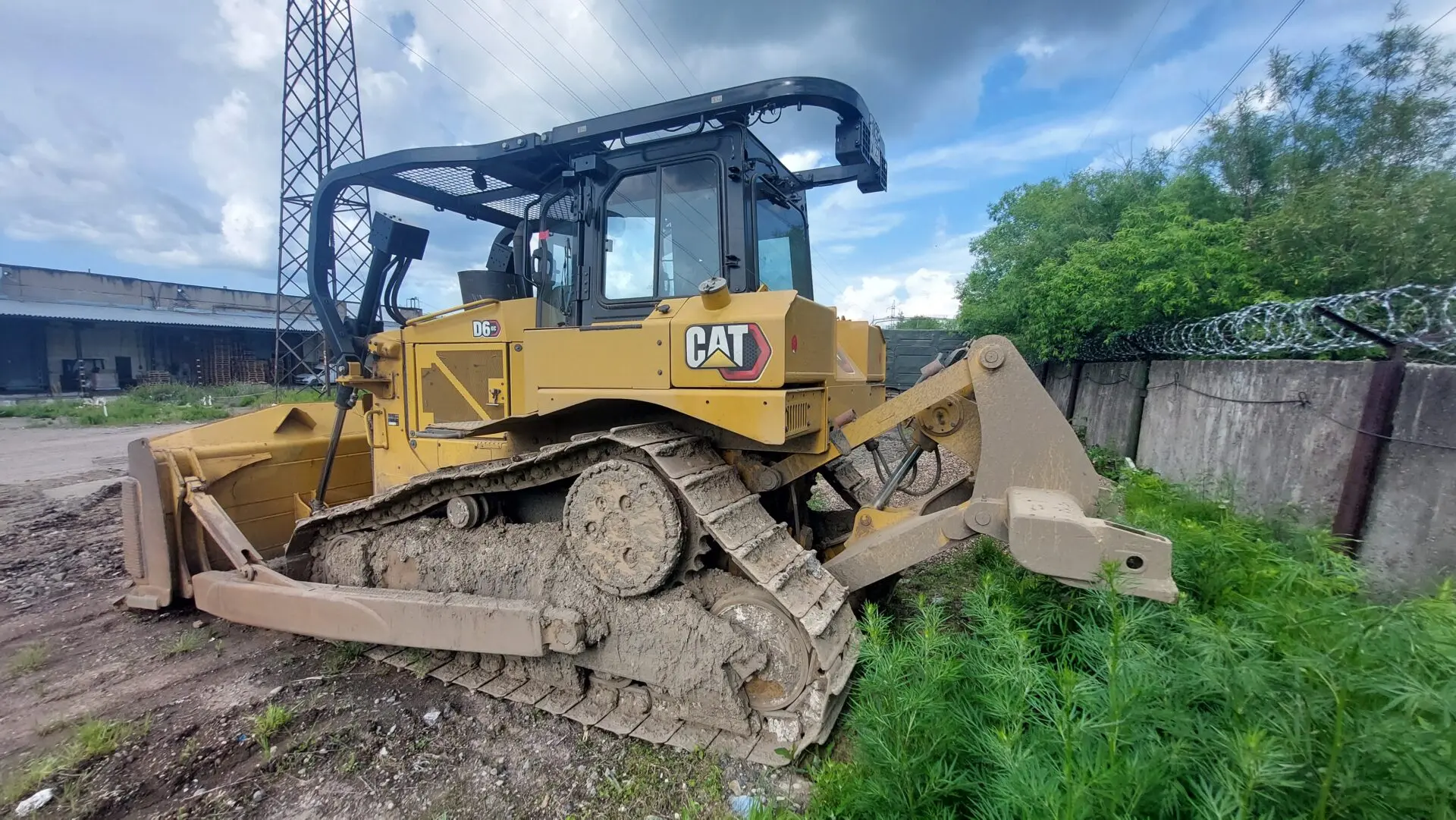 بررسی Caterpillar D6 (کاترپیلار D6)؛ مشخصات فنی بلدوزر