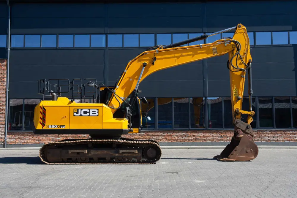 بررسی JCB 220X LC (جی‌سی‌بی 220X LC)؛ مشخصات فنی بیل مکانیکی