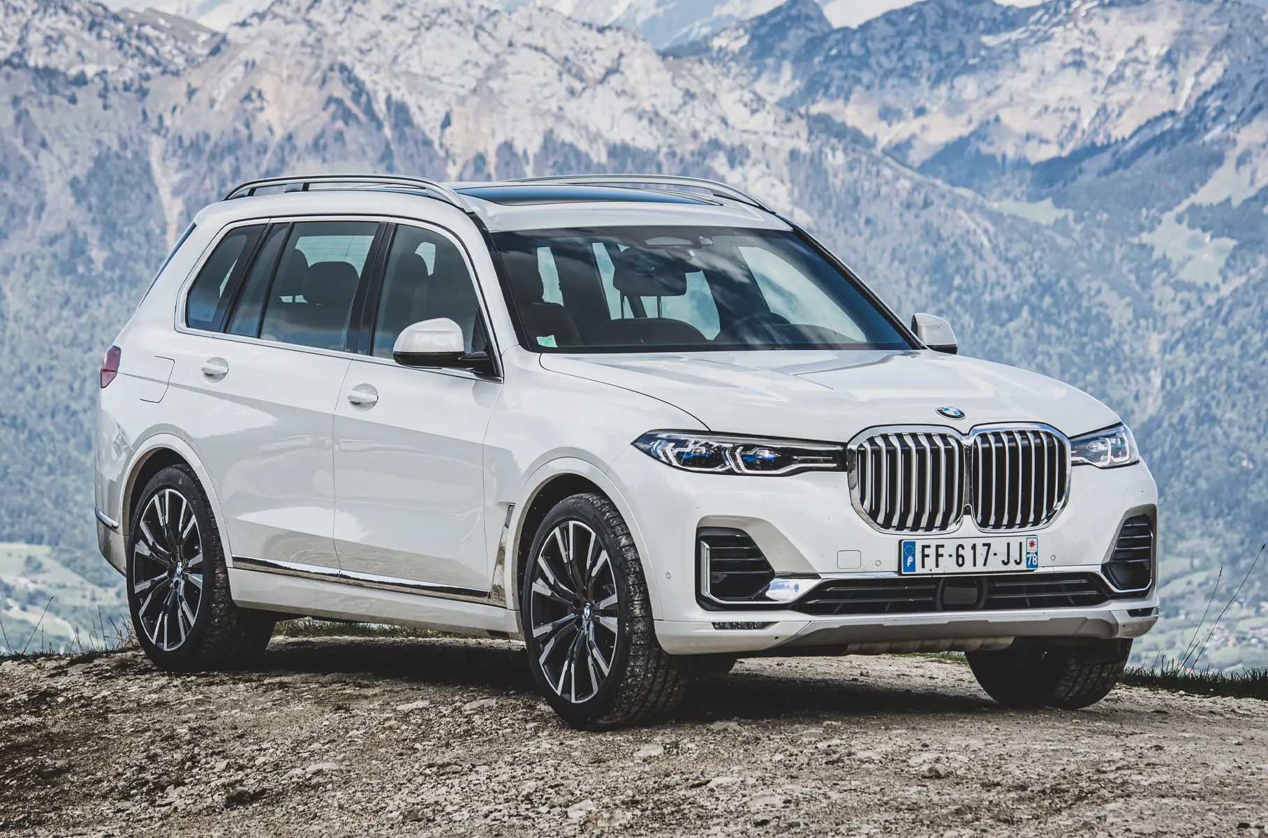بررسی BMW X7؛ مشخصات فنی و امکانات