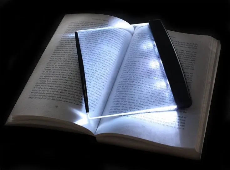 راهنمای انتخاب کتابخوان رنگی؛ نکات مهمی که باید بدانید