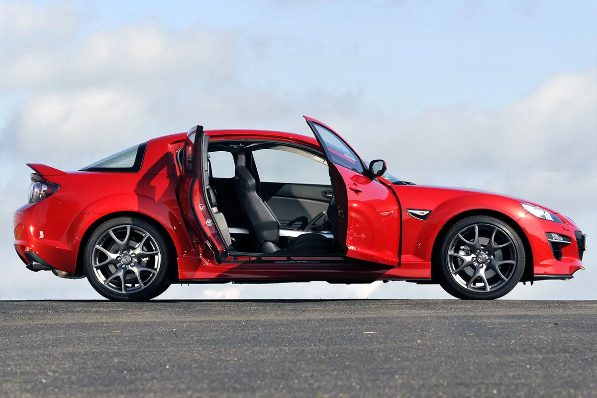 بررسی مزدا RX-8؛ تاریخچه و مشخصات فنی