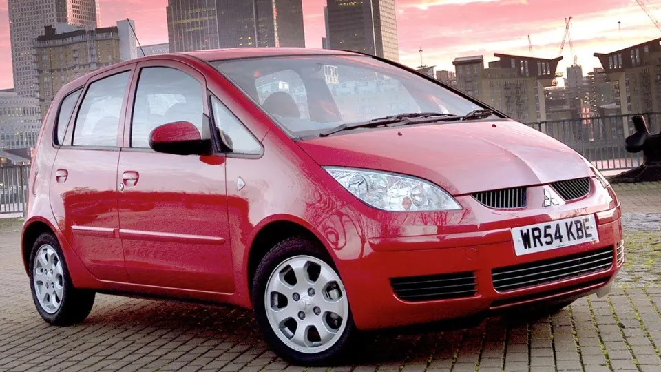 بررسی Mitsubishi Colt؛ مشخصات فنی و مصرف سوخت
