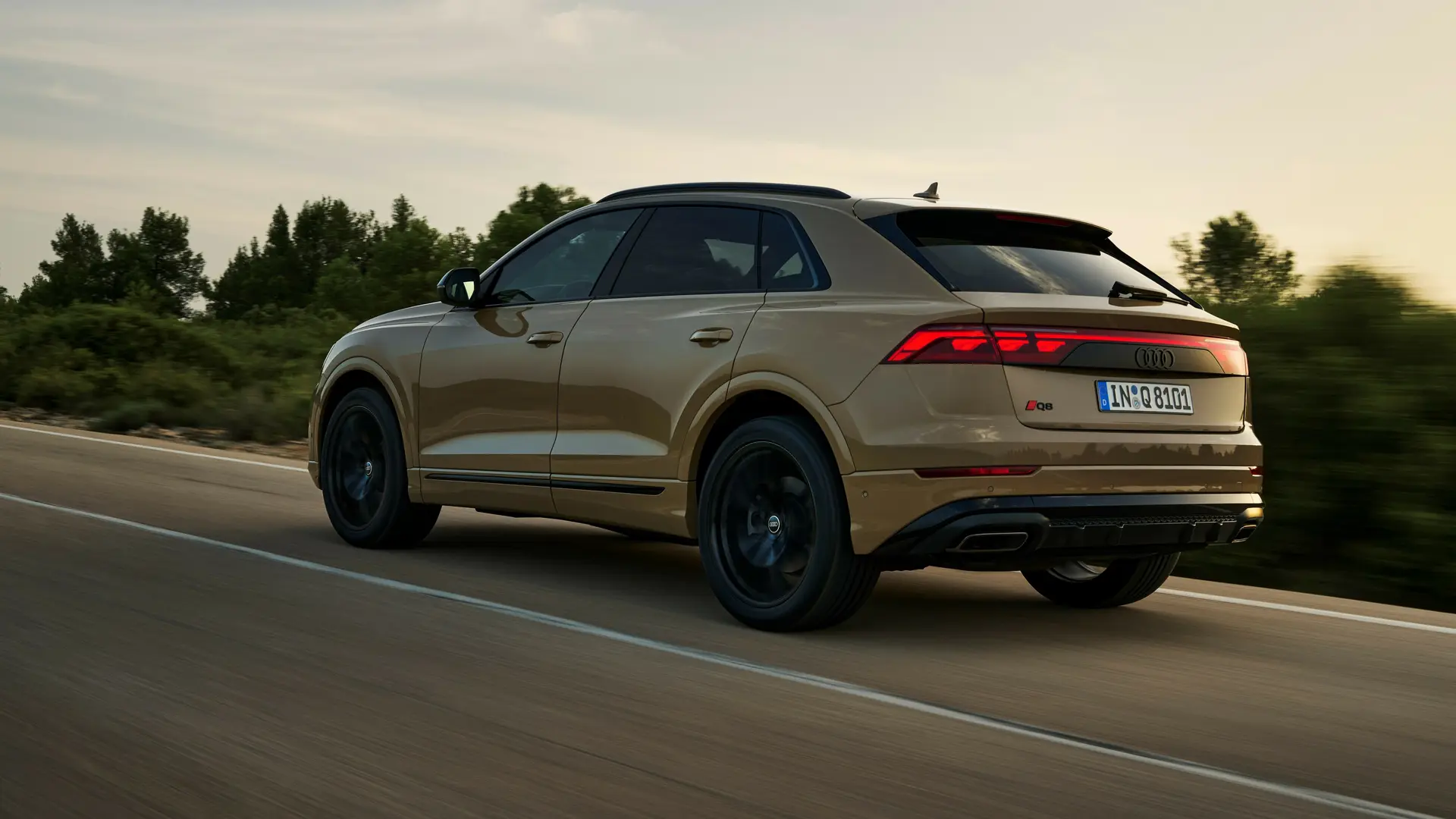 بررسی Audi Q8؛ مشخصات فنی و طراحی