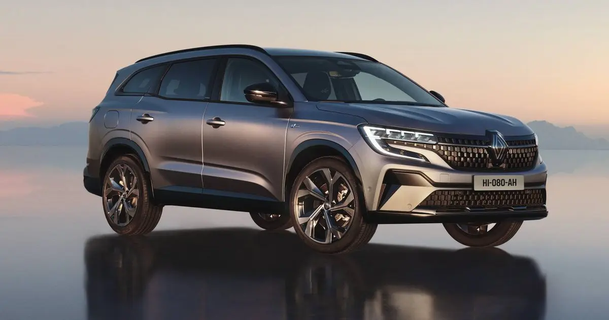 بررسی رنو اسپیس (Renault Espace)؛ تاریخچه و تحول مینی‌ون