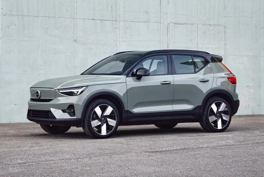 بررسی ولوو XC40؛ مشخصات فنی و امکانات