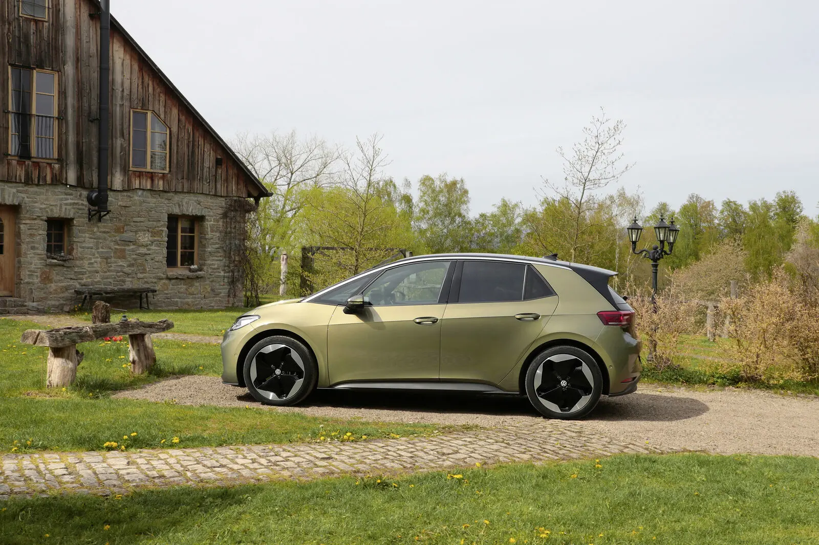 بررسی Volkswagen ID.3؛ مشخصات فنی و برد حرکتی