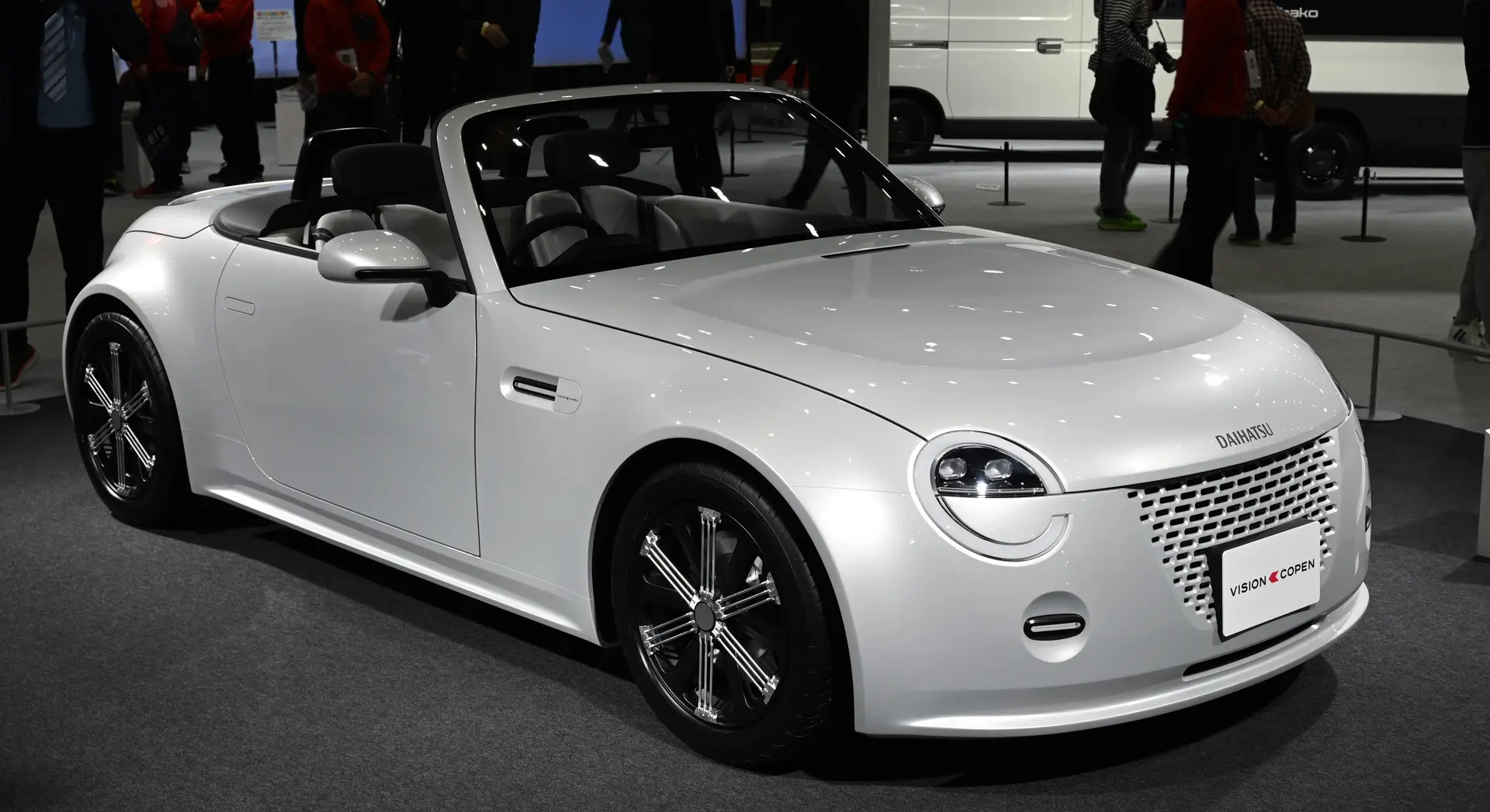 بررسی Daihatsu Copen؛ مشخصات فنی و طراحی