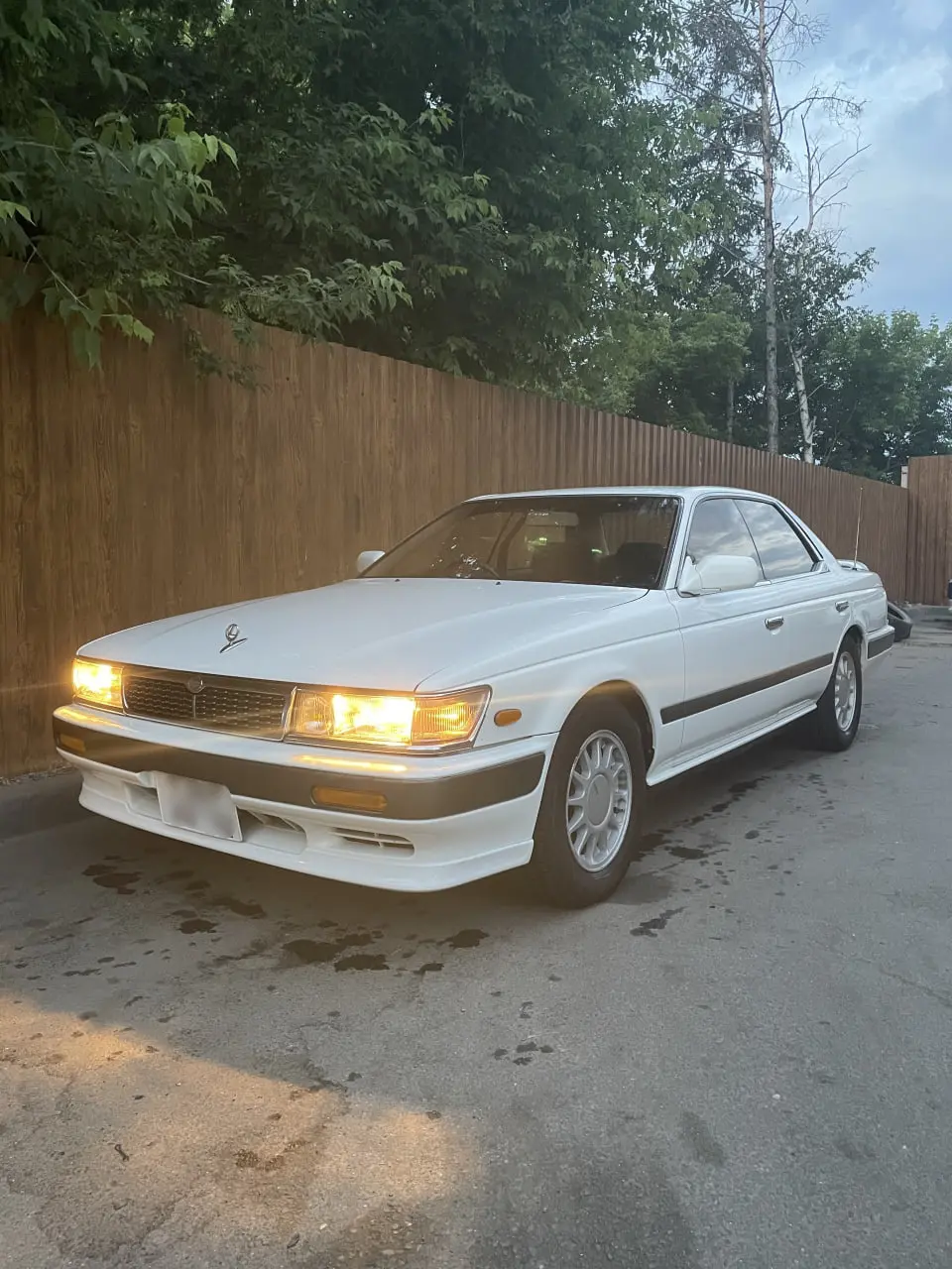 بررسی نیسان لورل (Nissan Laurel)؛ تاریخچه و مشخصات فنی