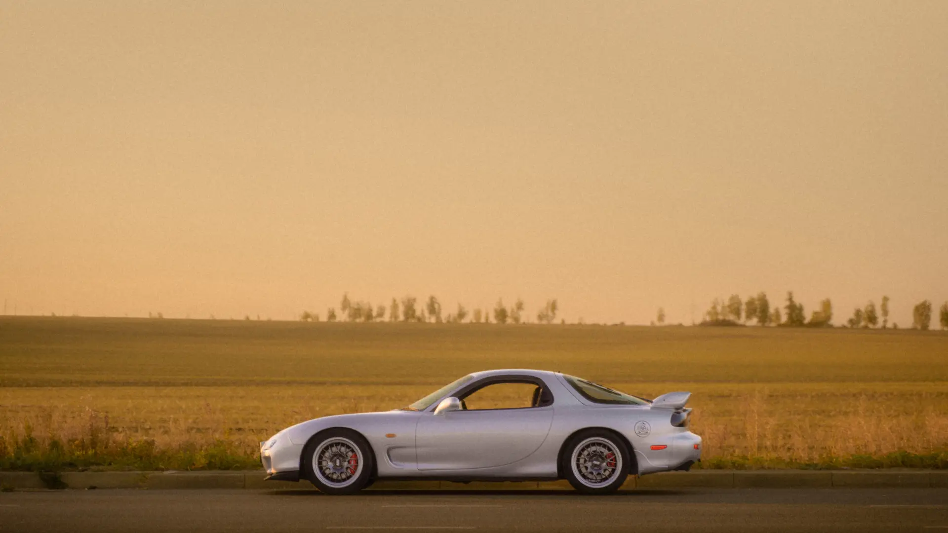 بررسی Mazda RX-7؛ تاریخچه و موتور وانکل