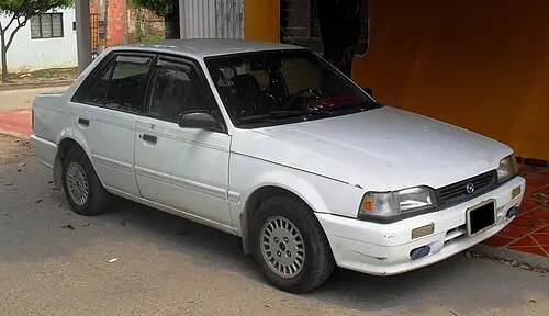 بررسی Mazda Familia؛ تاریخچه و مشخصات فنی