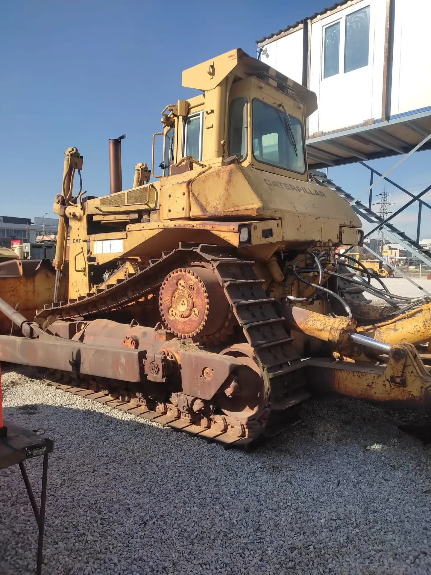 بررسی Caterpillar D8 (کاترپیلار D8)؛ مشخصات فنی بلدوزر