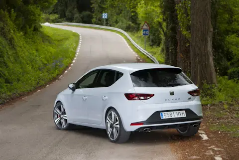 بررسی SEAT Leon؛ مشخصات فنی و تجربه رانندگی