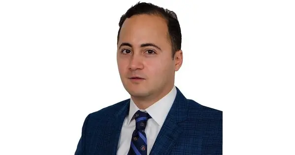 بررسی ساینا S؛ مشخصات فنی و امکانات