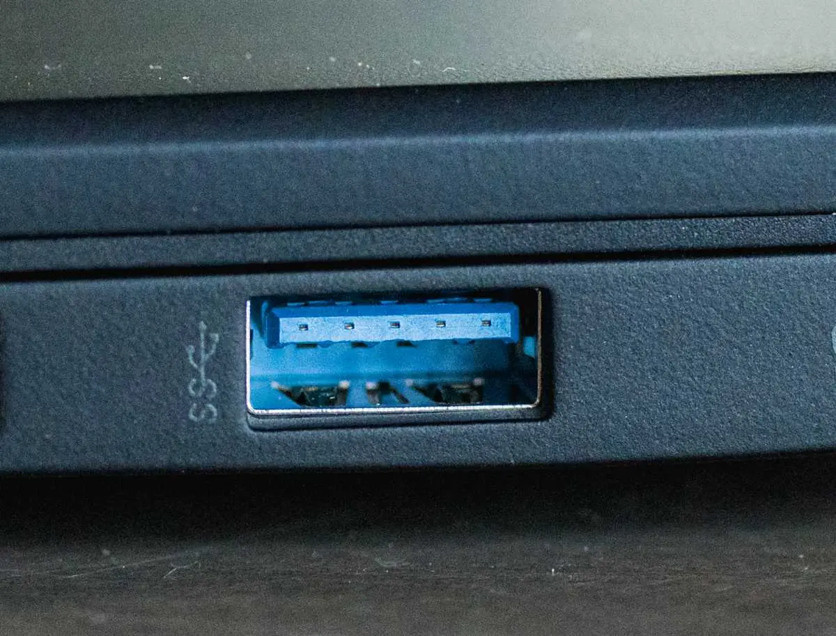 راهنمای انتخاب پریز USB؛ نکات مهمی که باید بدانید