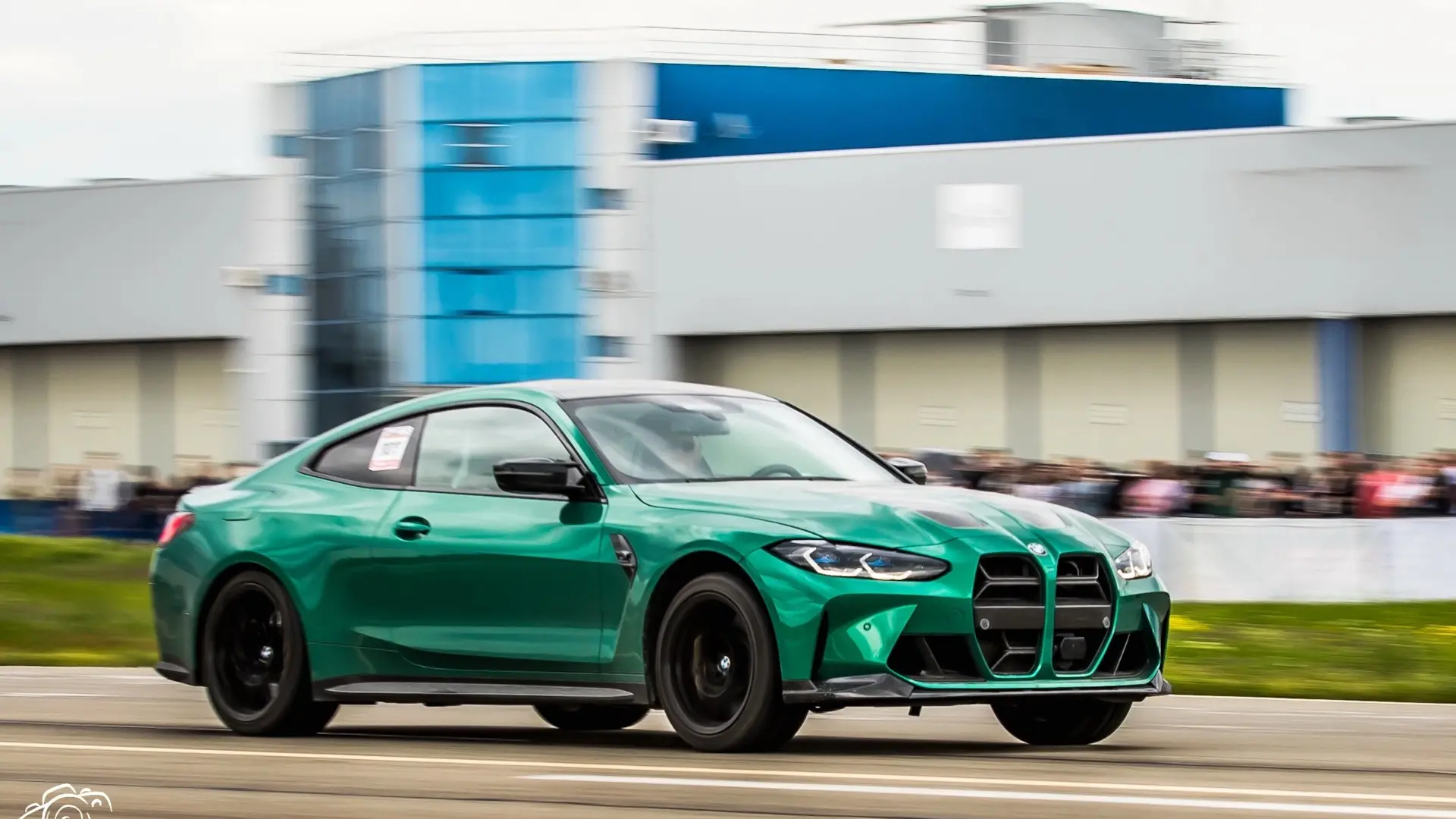 بررسی BMW M4؛ مشخصات فنی و عملکرد