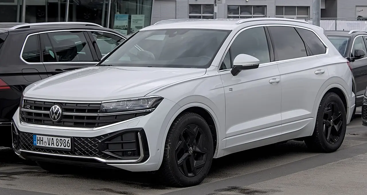 بررسی Volkswagen Touareg؛ مشخصات فنی و امکانات